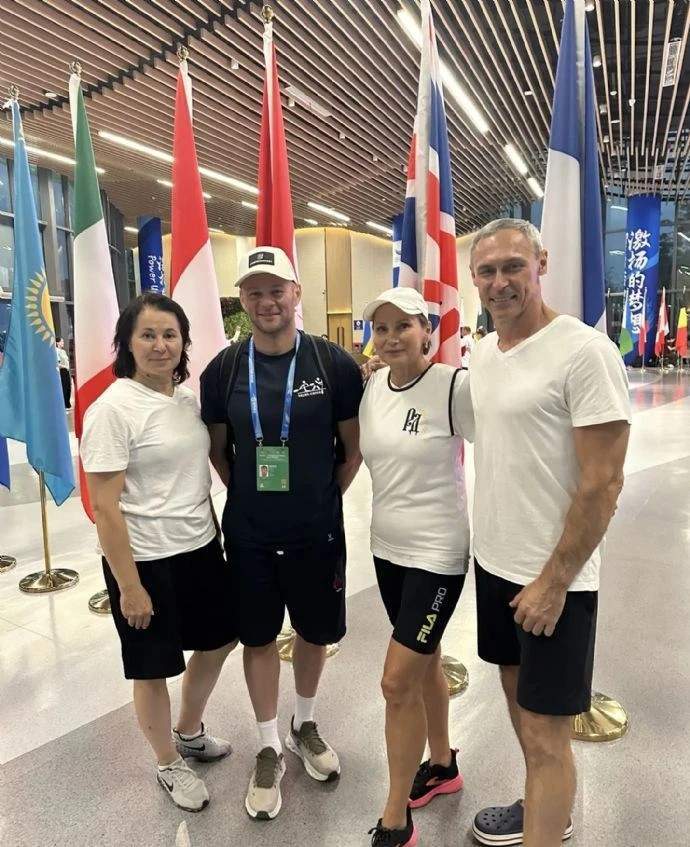 Спортсменка из Находки стала чемпионкой мира по гребле на лодках «Дракон»