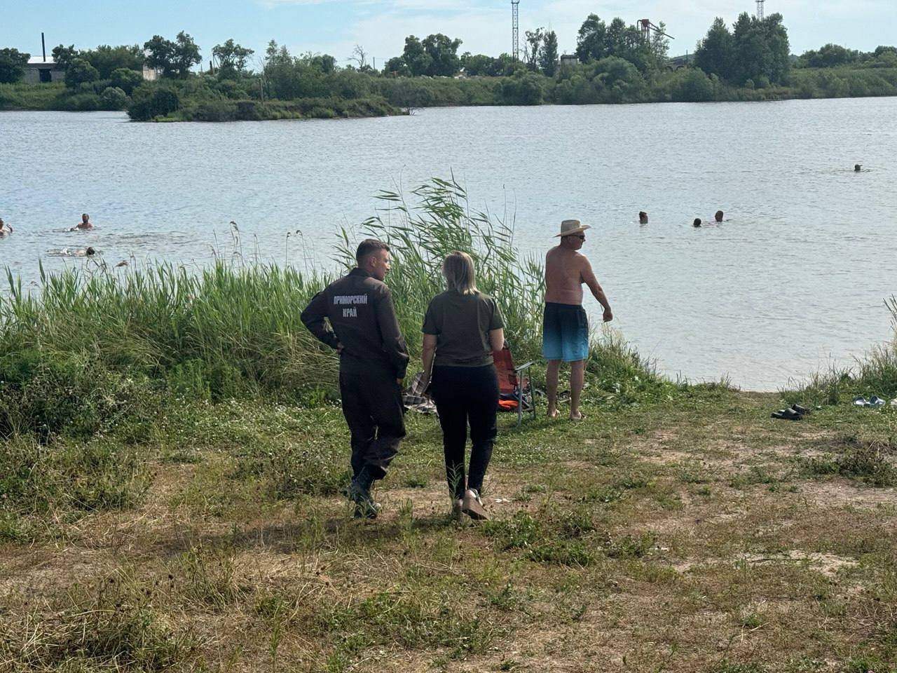В Спасске-Дальнем ребёнок купался на  запрещённом водном объекте и начал тонуть