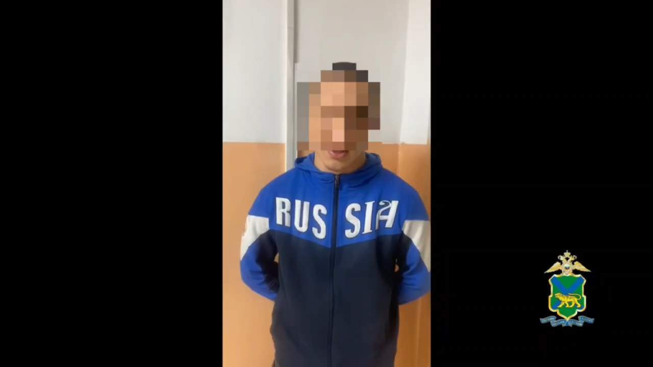 В Артёме подросток извинился на камеру за то, что напал на водителя автобуса