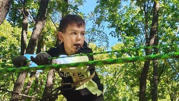 Школьники-экстремалы покорили сопку Верблюжья