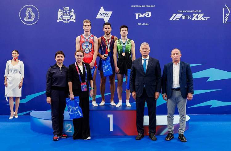 Спортсмены из Находки и Артёма оказались в числе лучших по прыжкам на батуте 